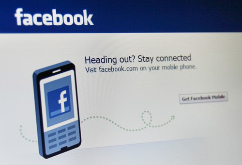 Facebook Pauses AdSense-Style Ad Network: Report
