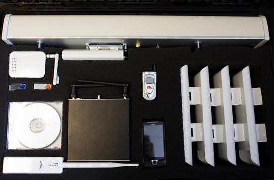 suitcase_internet-thumb-550xauto-64405.jpg Main image of article Yahoo Fends Off Email Hacking Attempt