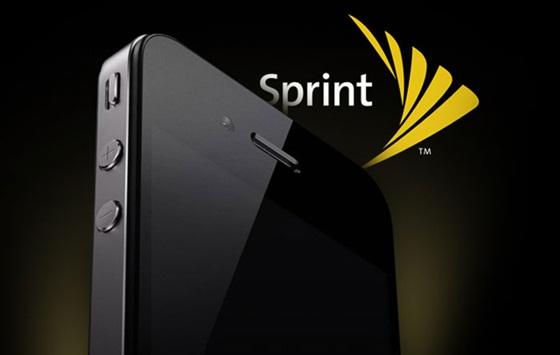 Main image of article Sprint Bets $20 Billion on iPhone Over 4 Years
