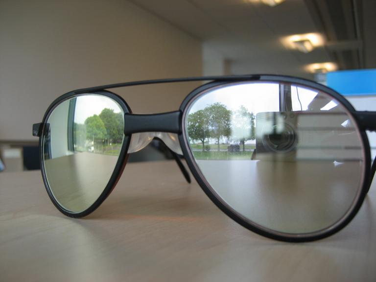 Main image of article New Glasses Protect Pilots from Laser Strikes