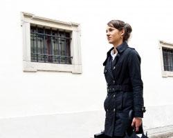 women-walks-to-work-250x200.jpg Main image of article After 30 Years in IT, One Woman Sees More to Do