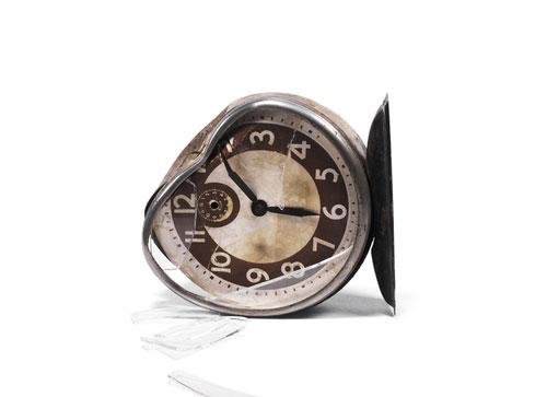 Broken-Clock-Cropped.jpg Main image of article The Year 2038 Problem: Y2K on Steroids?
