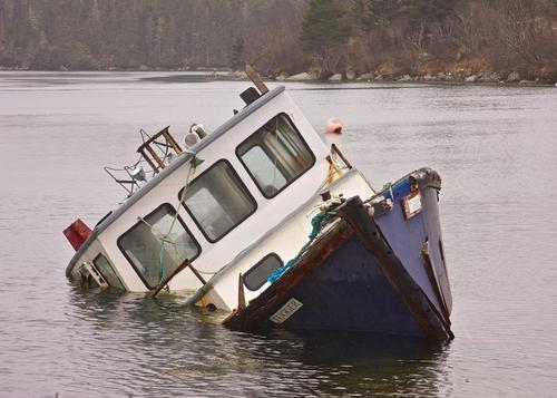 Sinking-Boat.jpg Main image of article 12 Simple Mistakes That Could Sink Your Resume