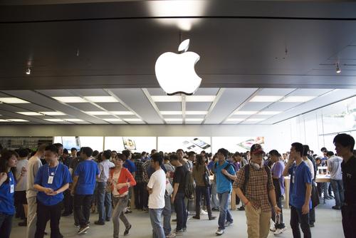 shutterstock_119051866.jpg Main image of article Inside Apple University, Its Secretive Employees-Only School
