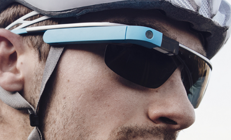 Screen-Shot-2015-01-20-at-1.54.17-PM.png Main image of article What Google Glass 2.0 Needs to Succeed