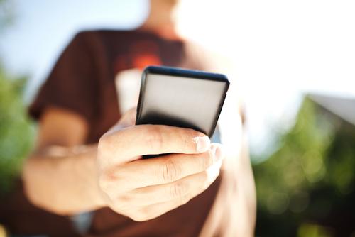 Main image of article Smartphone Dependence on the Rise: Pew