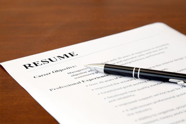 shutterstock_105651092.jpg Main image of article Kill Your Resume's Objective Statement