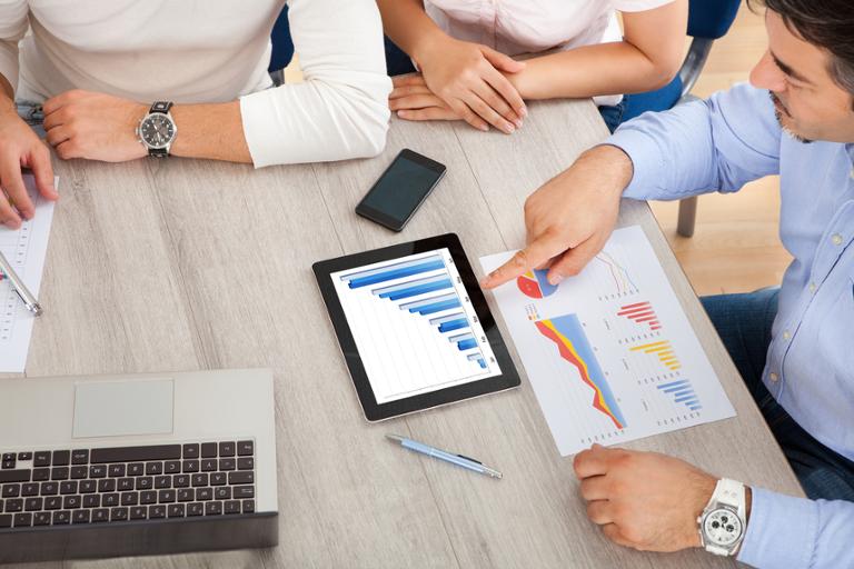 shutterstock_161971016.jpg Main image of article Transferable Skills Guide - Big Data Engineer