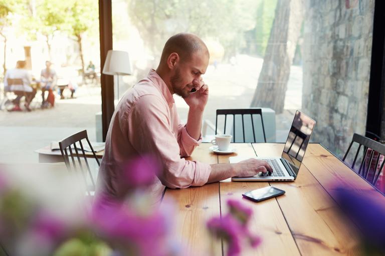 shutterstock_278513663.jpg Main image of article Amazon Adjusts COVID-19 Work-From-Home Policy
