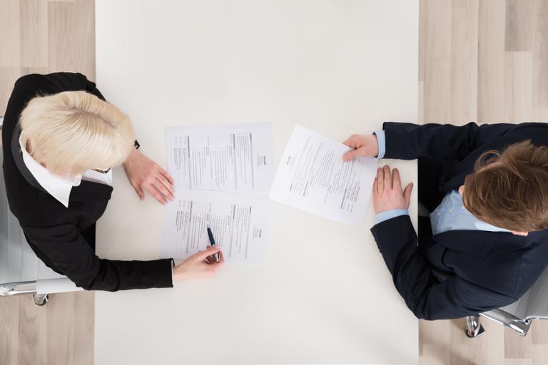shutterstock_406499593.jpg Main image of article Don't Crack Under Job-Offer Pressure