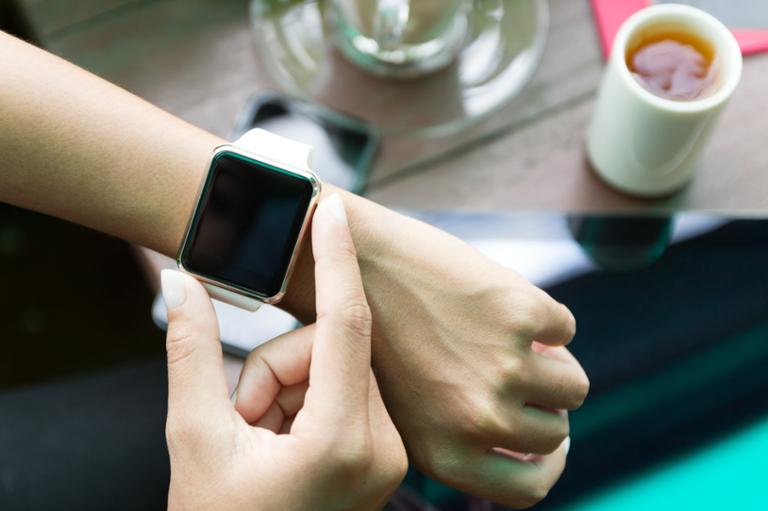 Main image of article Apple Watch, Google's Wear OS, Fitbit: Fall's Big Smartwatch Contenders