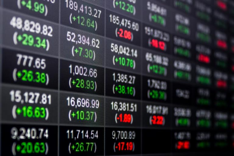 shutterstock_565157137.jpg Main image of article Take Care Before Plunging into the World of Fintech