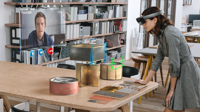 Main image of article Why Microsoft's HoloLens Project Risks Failure