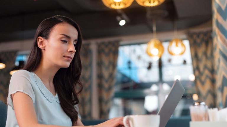 cropped-shutterstock_1025260372.jpg Main image of article 6 Tips for Encouraging Job Candidate Applications