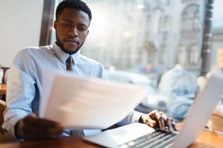 shutterstock_599806937-1.jpg Main image of article 5 Things That Will Screw Up Your Cover Letter