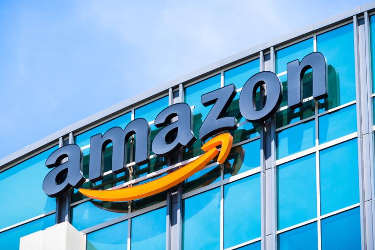shutterstock_1083512990.jpg Main image of article What Amazon Pays Its Newest Tech Hires