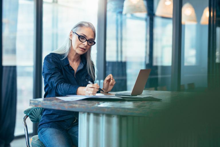 shutterstock_1170988057.jpg Main image of article Mid-Career Transition to Tech: A Step-by-Step Guide
