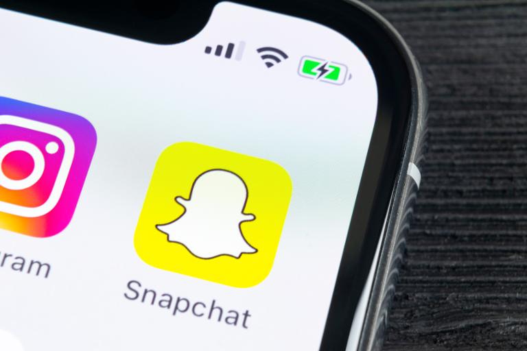 shutterstock_1078509770.jpg Main image of article Snap, Facebook, Twitter Software Engineers: Who Makes the Most?