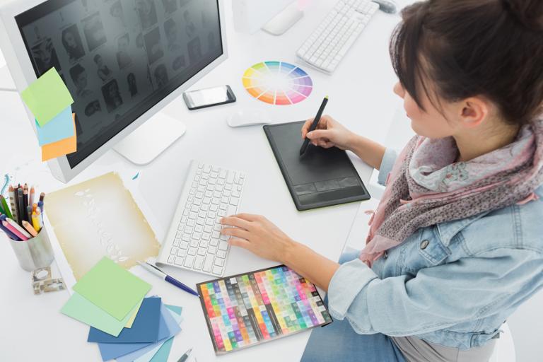 Main image of article Graphic Designers: Make Independent Projects a Focus