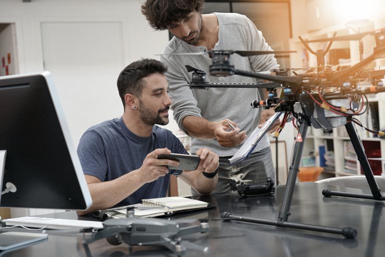 shutterstock_672926281.jpg Main image of article College Tech Internship: How to Land One