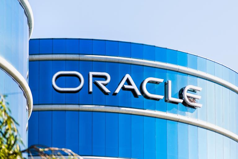 shutterstock_1505148707.jpg Main image of article Oracle Hiring Cloud Experts, Despite Cloud Chaos