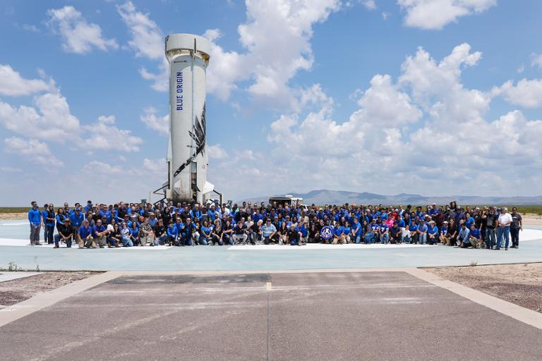 Main image of article What Blue Origin, SpaceX Pay Software Engineers in New Space Race