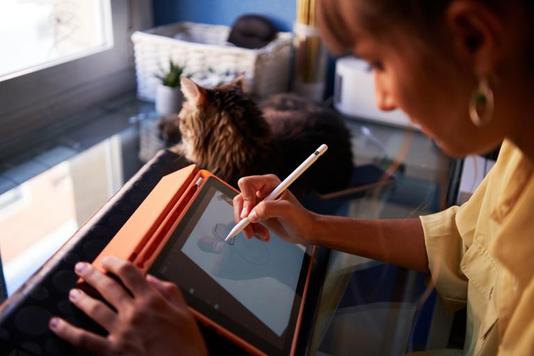 Main image of article How to Become a UI/UX Designer