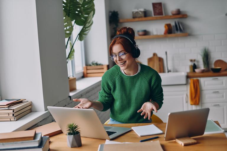 RecruitingAdvice_-02.jpg Main image of article The Best and Worst Job-Hunting Advice on Social Media