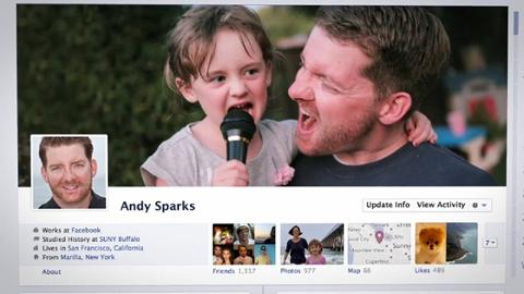 Go to article Facebook's Timeline Builds Your Bio For You