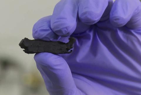 Go to article Nanosponges Can Soak Up Oil Spills