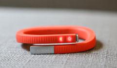 Go to article Can Mobile Move Beyond Hardware and Software?