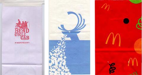 Go to article Air-Sickness Bags? Unusual Ways Geeks Spend Their Off Time