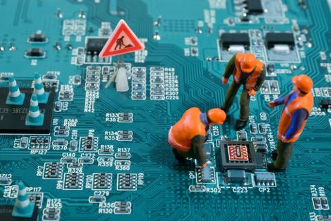 Go to article The Two Faces of Modern IT Environments