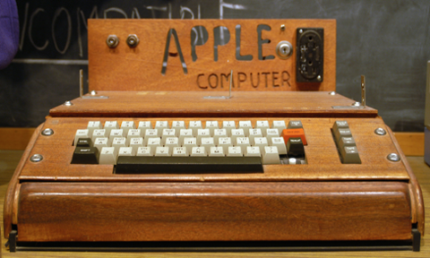 Reminder: Don't Recycle That Priceless Apple 1