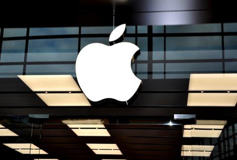 Go to article How a Top Apple Exec Hires
