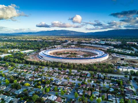 Go to article Despite the Hype, the Larger Tech World’s Not Like Silicon Valley