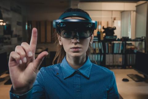 Go to article With Microsoft’s HoloLens 2, It All Comes Down to Price