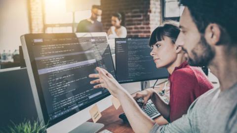 16 Top Programming Skills Show Focusing on Data is Key for Jobs