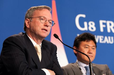 Go to article Former Google CEO Eric Schmidt: Let's Start a School for A.I.