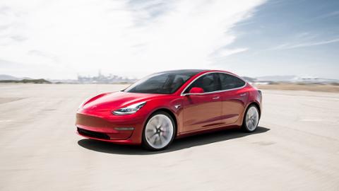Go to article What Tesla, Cruise Pay Software Engineering Managers