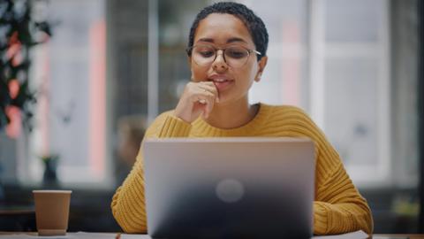 Go to article The Case for Using “Old School” Techniques to Find a Job