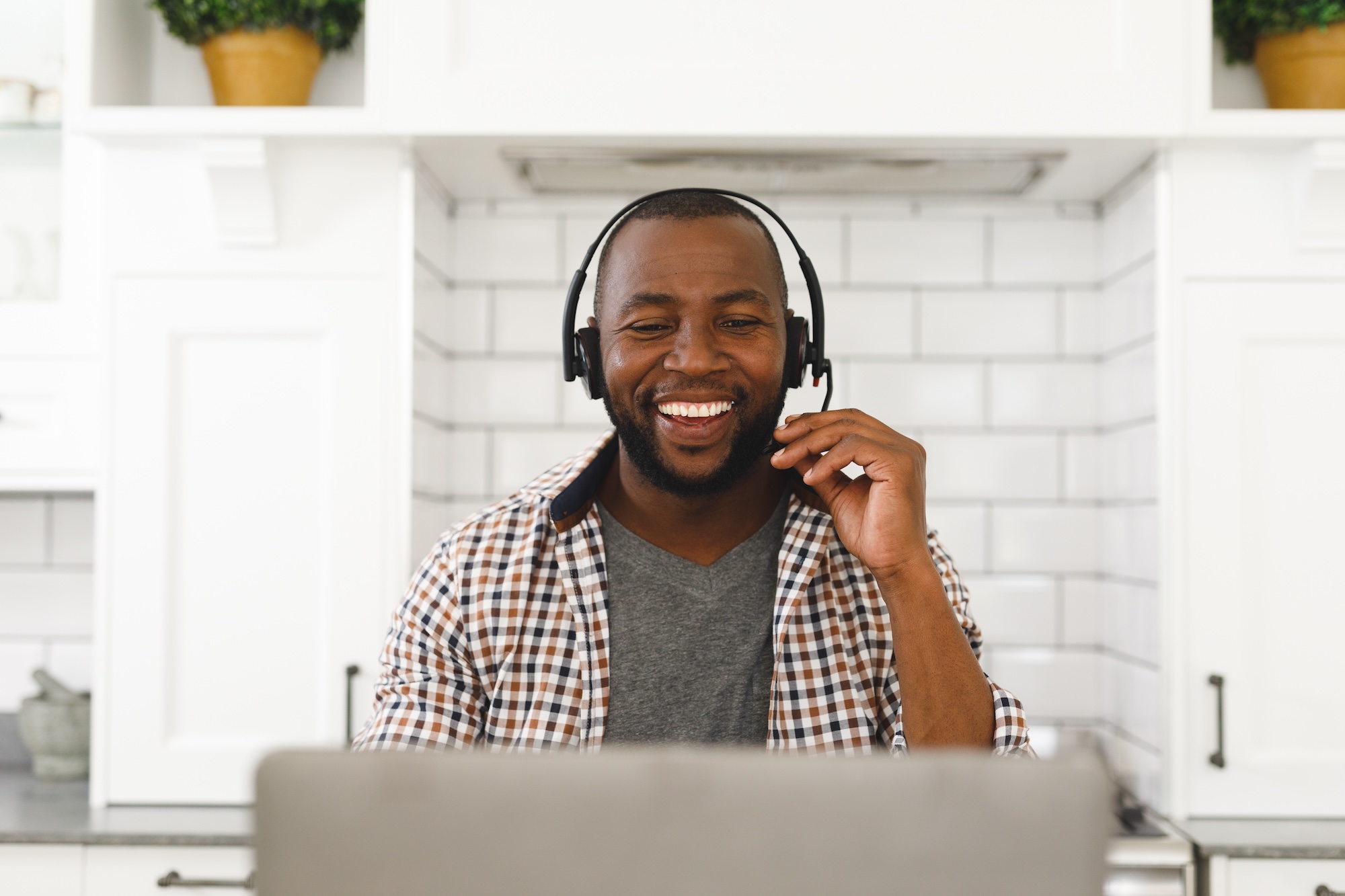 How to Source Top Tech Talent More Effectively: A Guide To Skills-Based Hiring