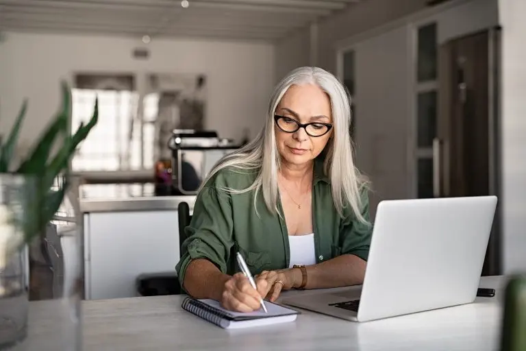 woman working at laptop