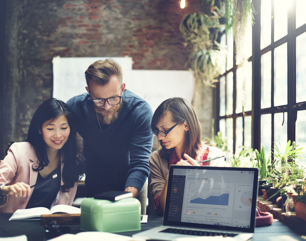 4 Ways to Build a Consistent Company Brand