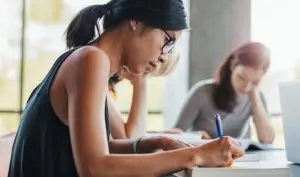 How to Attract and Hire This Year’s College Grads